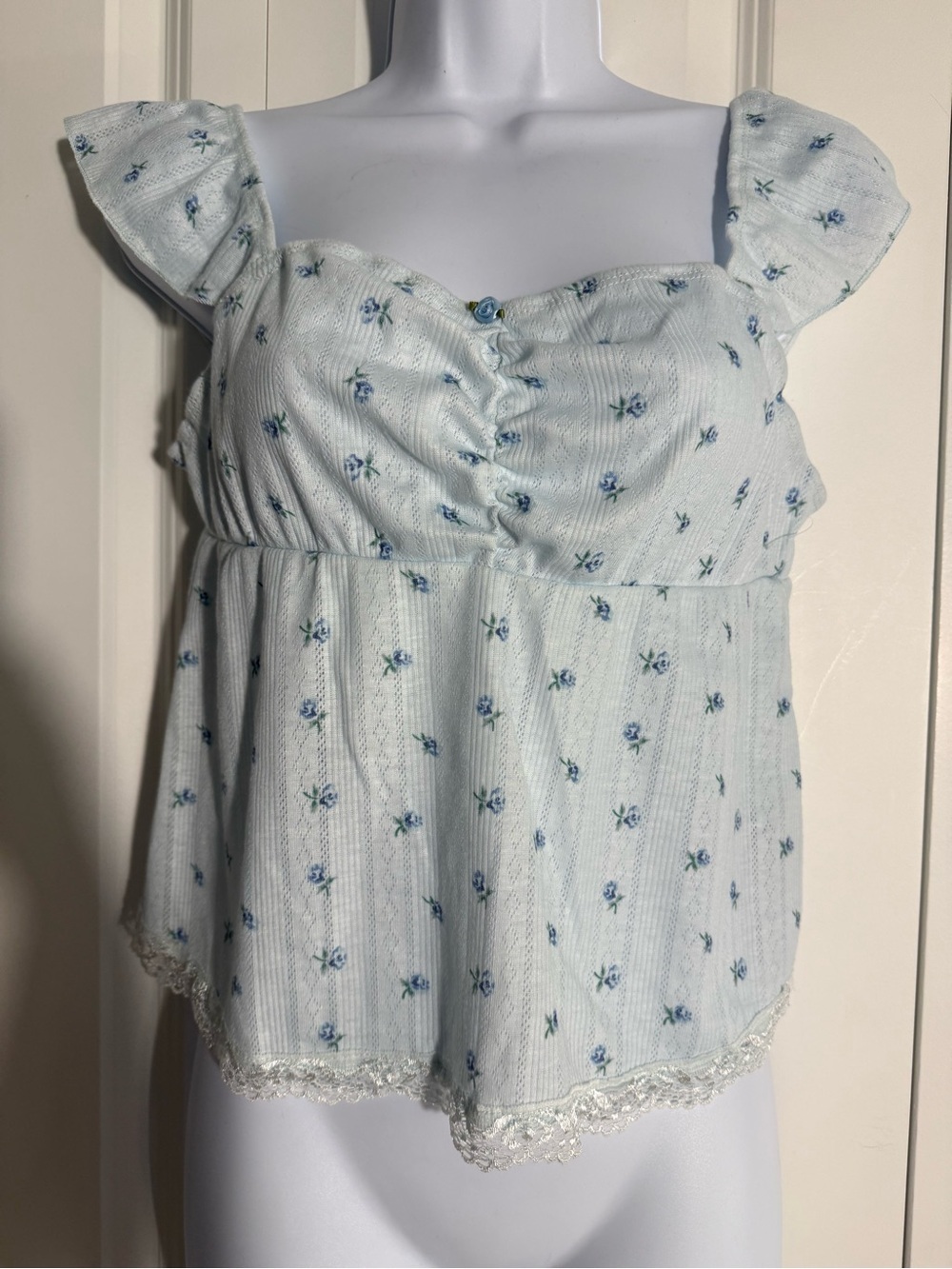 ROMWE Pale Blue Floral Ruffle Strap Cami - Picture 3 of 5